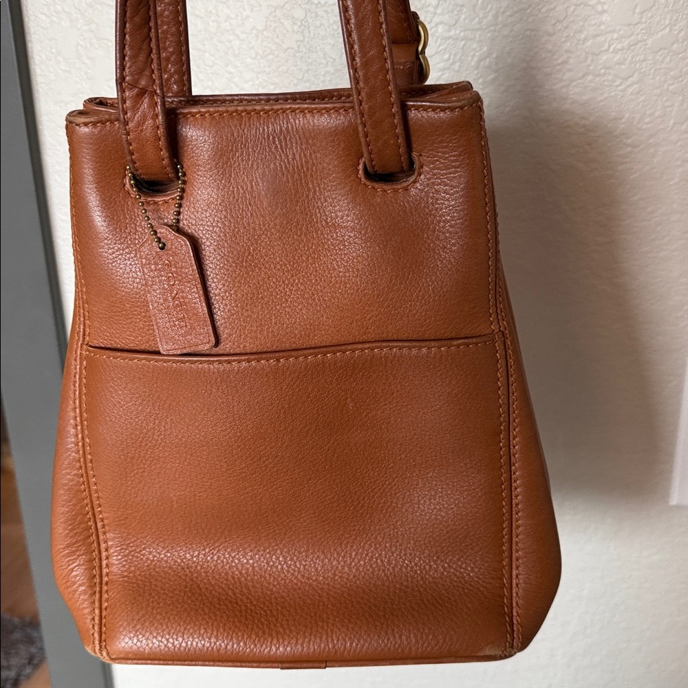 Coach Leather Bucket Bag – Cognac Brown
